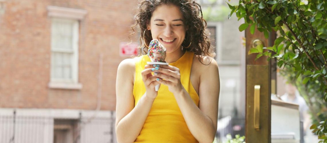 Est-ce conseillé de manger des glaces quand il fait chaud ?