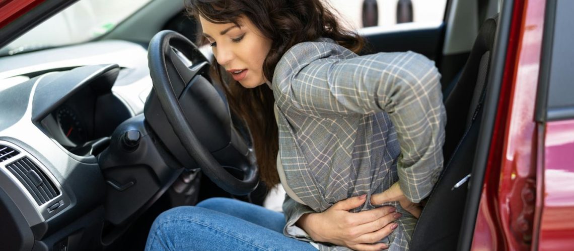 Mal de dos en voiture : comment rendre les trajets plus supportables