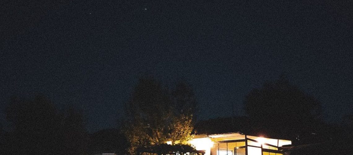 Première nuit dans une nouvelle maison : comment la gérer sereinement ?